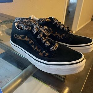 Black Cheetah kid shoes